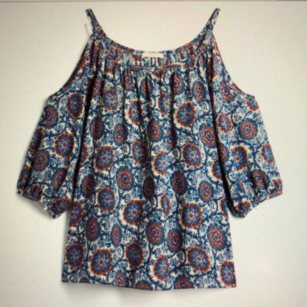 Aldine cold shoulder blouse. Only worn once.